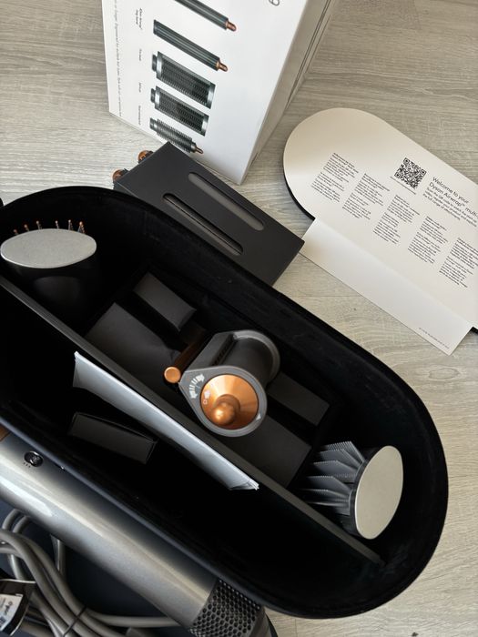 Dyson Airwrap Complete (garantie 2 ani)