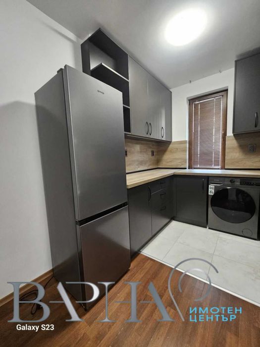 Тристаен апартамент Ален Мак