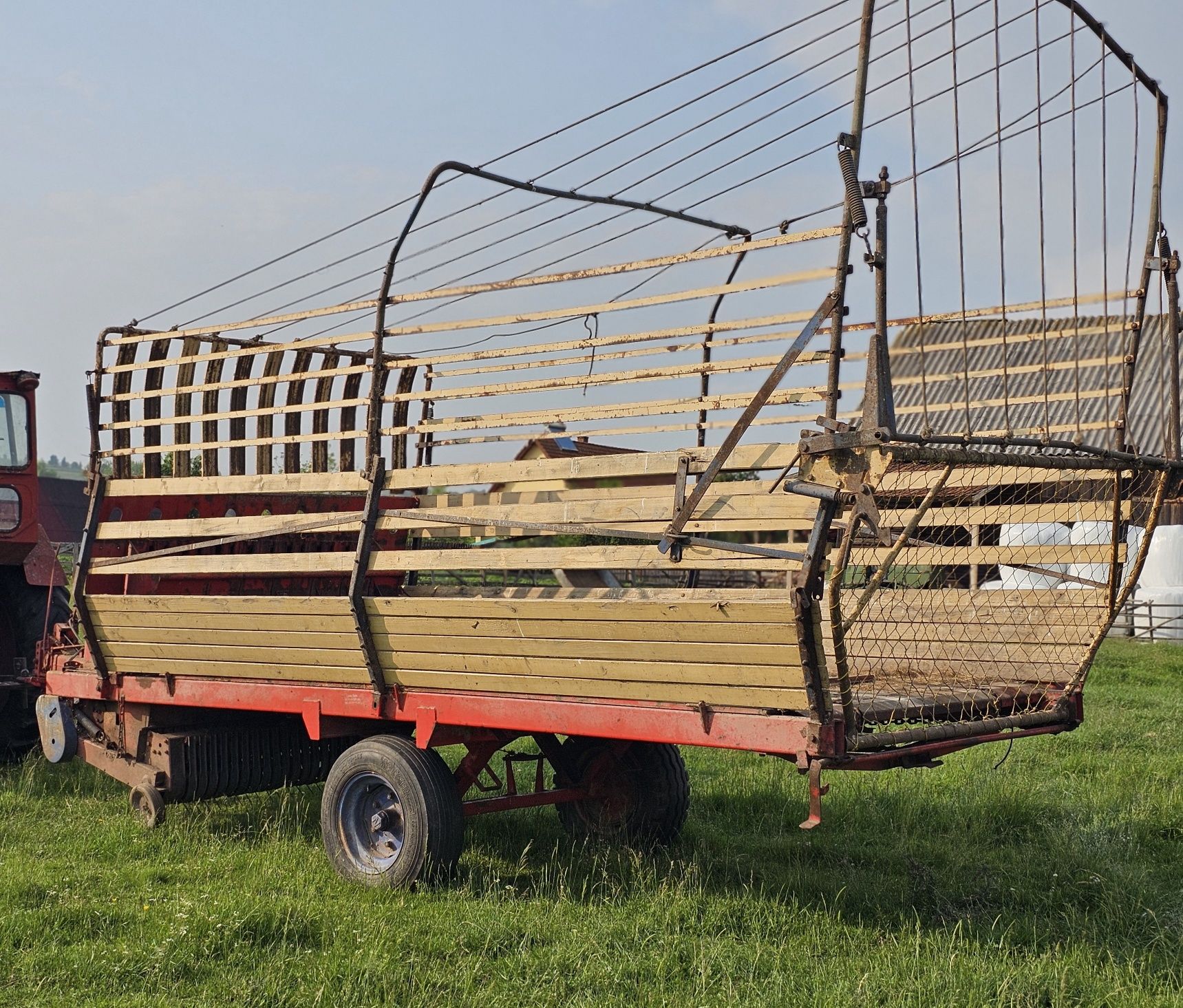 Ladewagen Fella 4000 kg -Remoca fân -