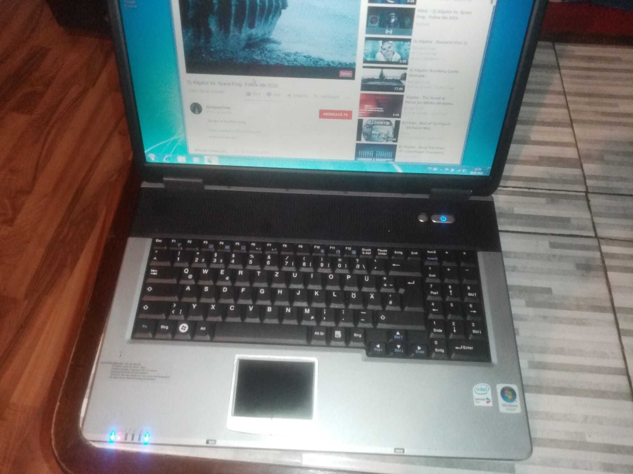 laptop Medion AKOYA MD 98100 Core Duo 1.6GHz 2GB RAM 160,GB+incarcator