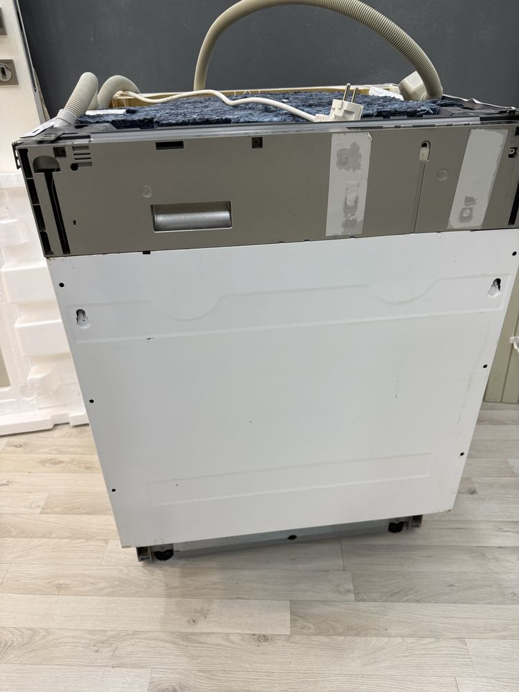Съдомиялна Electrolux ЗА ЧАСТИ