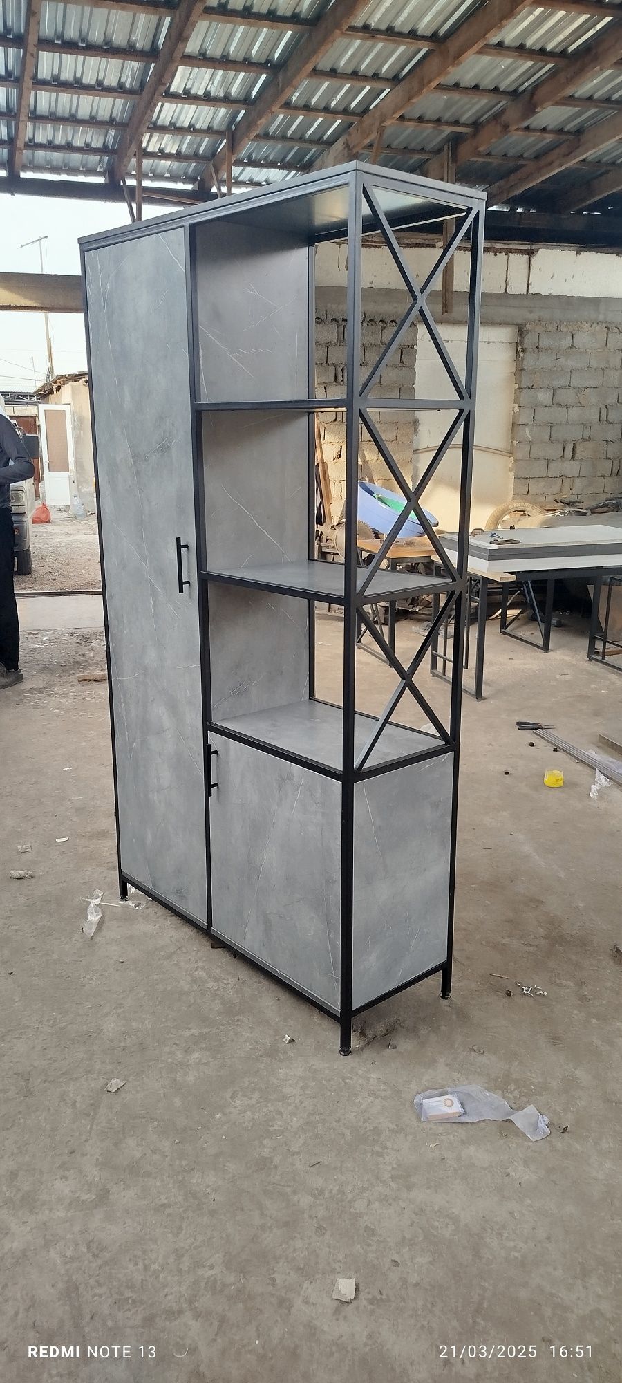 Loft shikaft va stilajlar