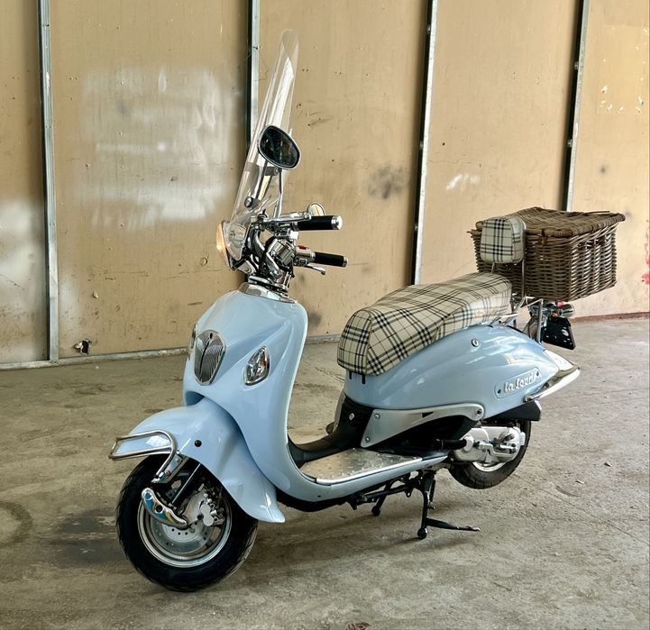 Scuter Grand Retro 2020 “ Ca Nou “