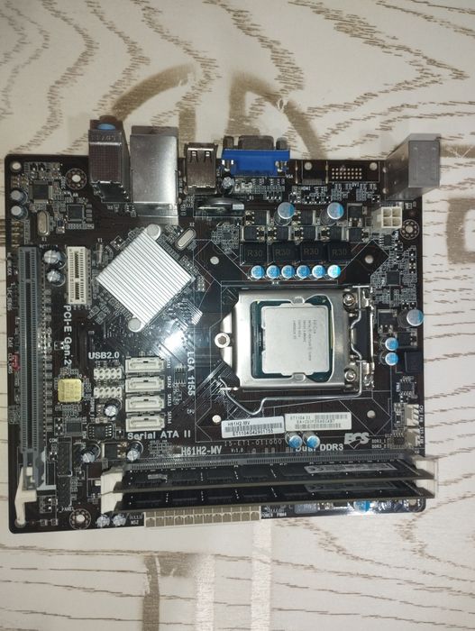 Материнская плата и видеокарта