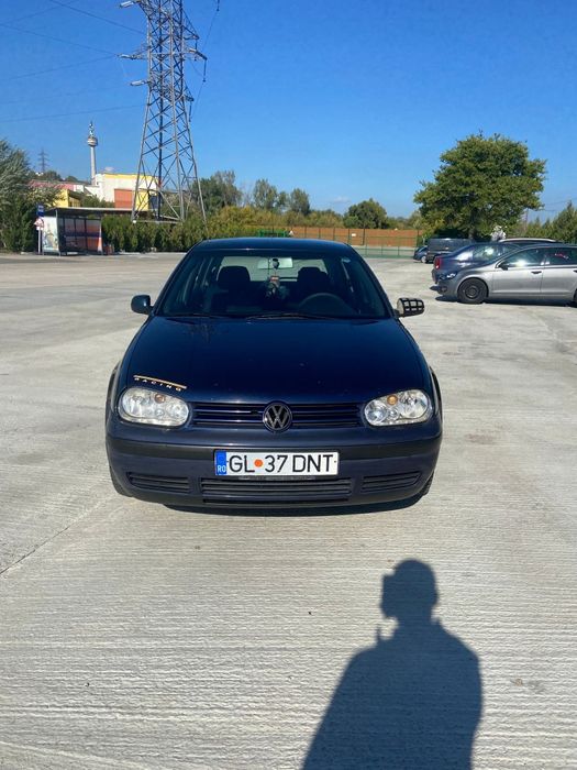 Vand Golf 4 1.4 benzina ,75cp