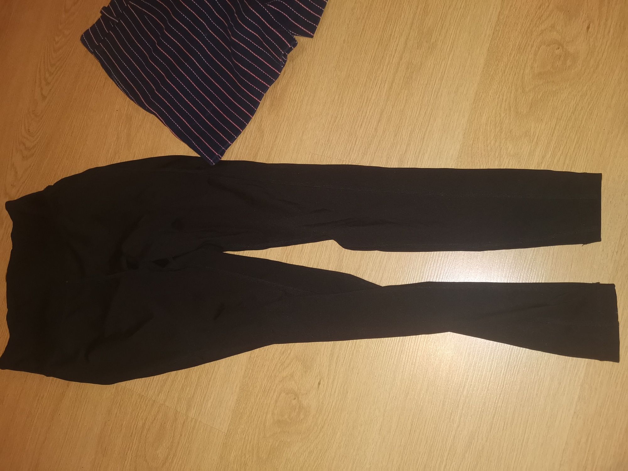 Къси панталони Maje XS клин stradivarius