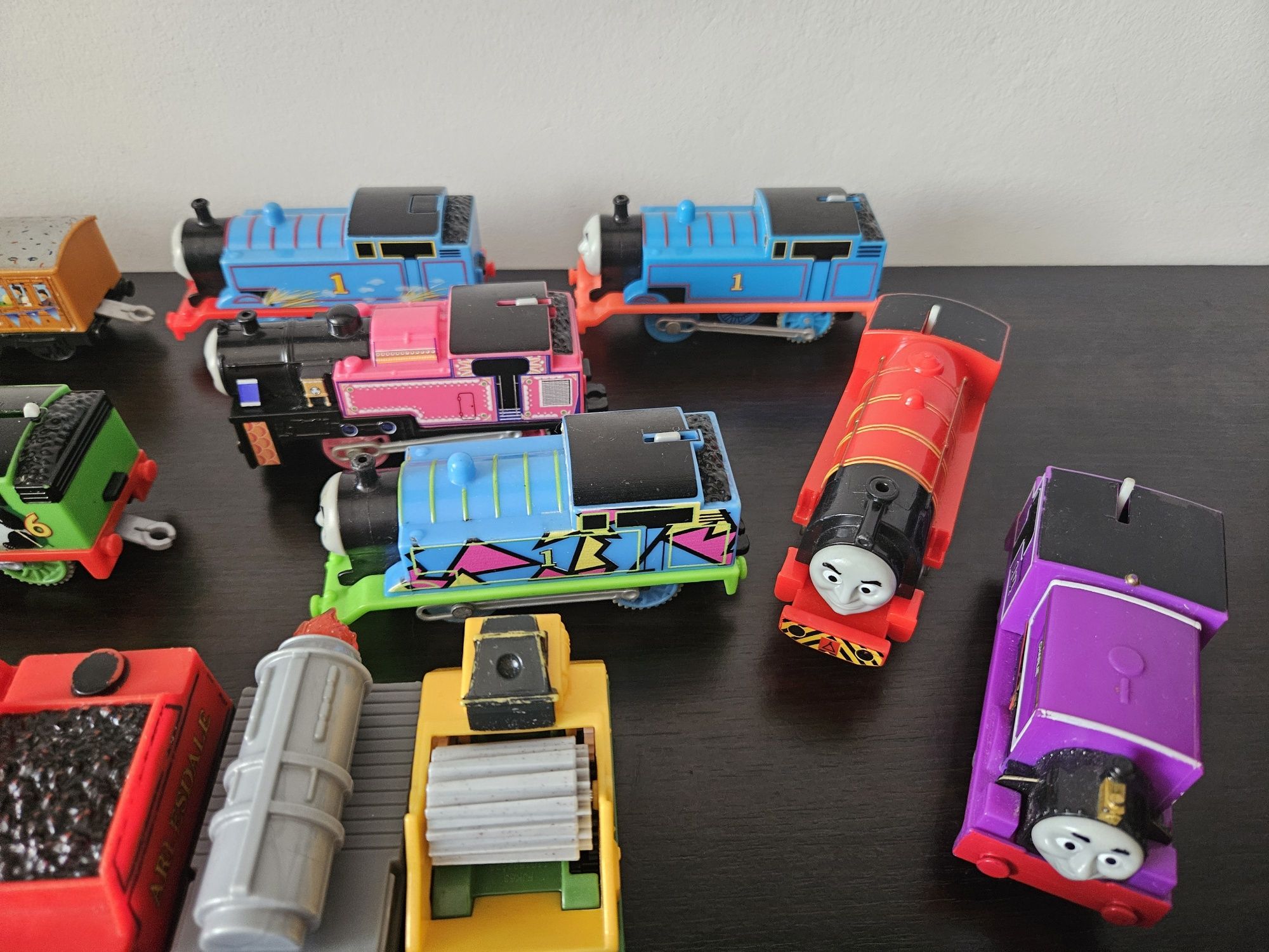 Thomas & friends: diverse trenuri motorizate