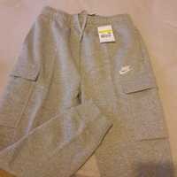 Nike cargo trousers gri S , M