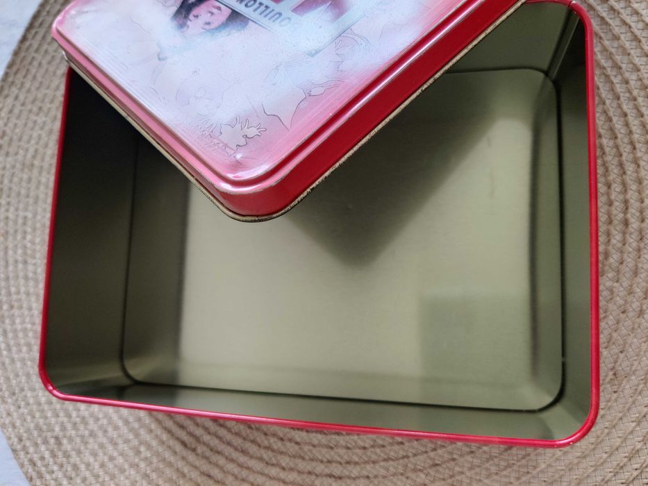 Нова метална кутия