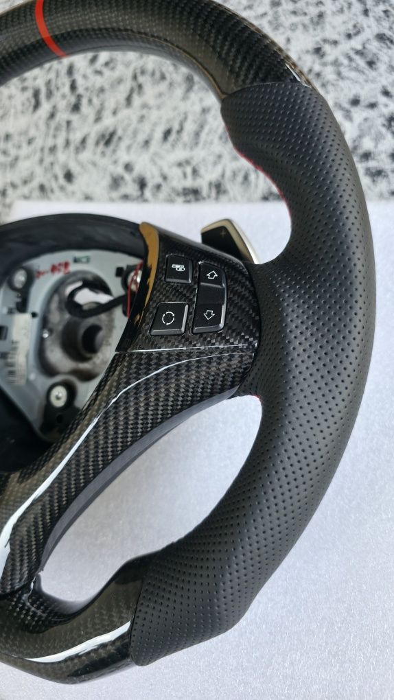 Volan ergonomic M Performance din carbon X5/X6 E70/E71/E72