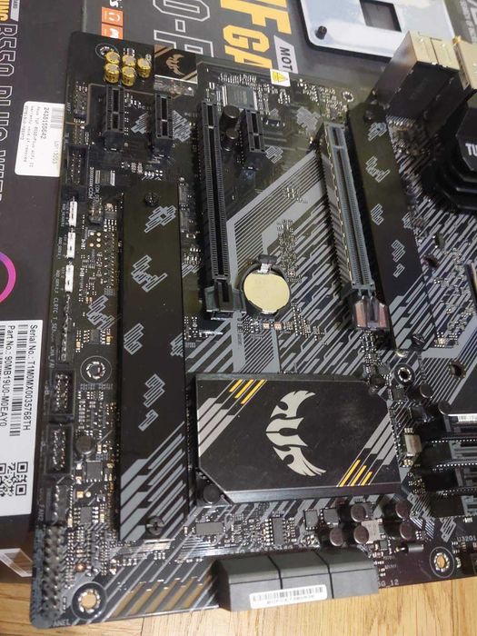 AMD Ryzen 5 5600X + Asus TUF B550 Plus Wi-Fi