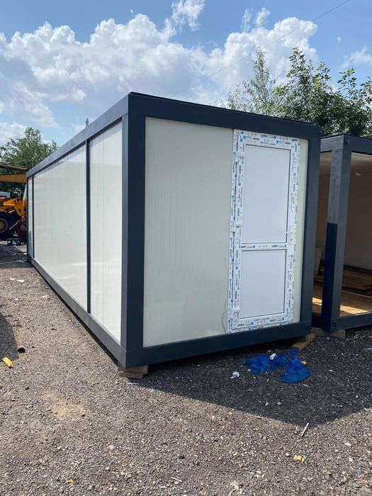 Vând container locuibil din panouri Sandwich