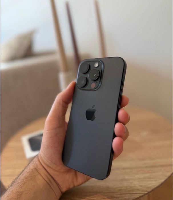 APPLE IPhone 15 PRO,