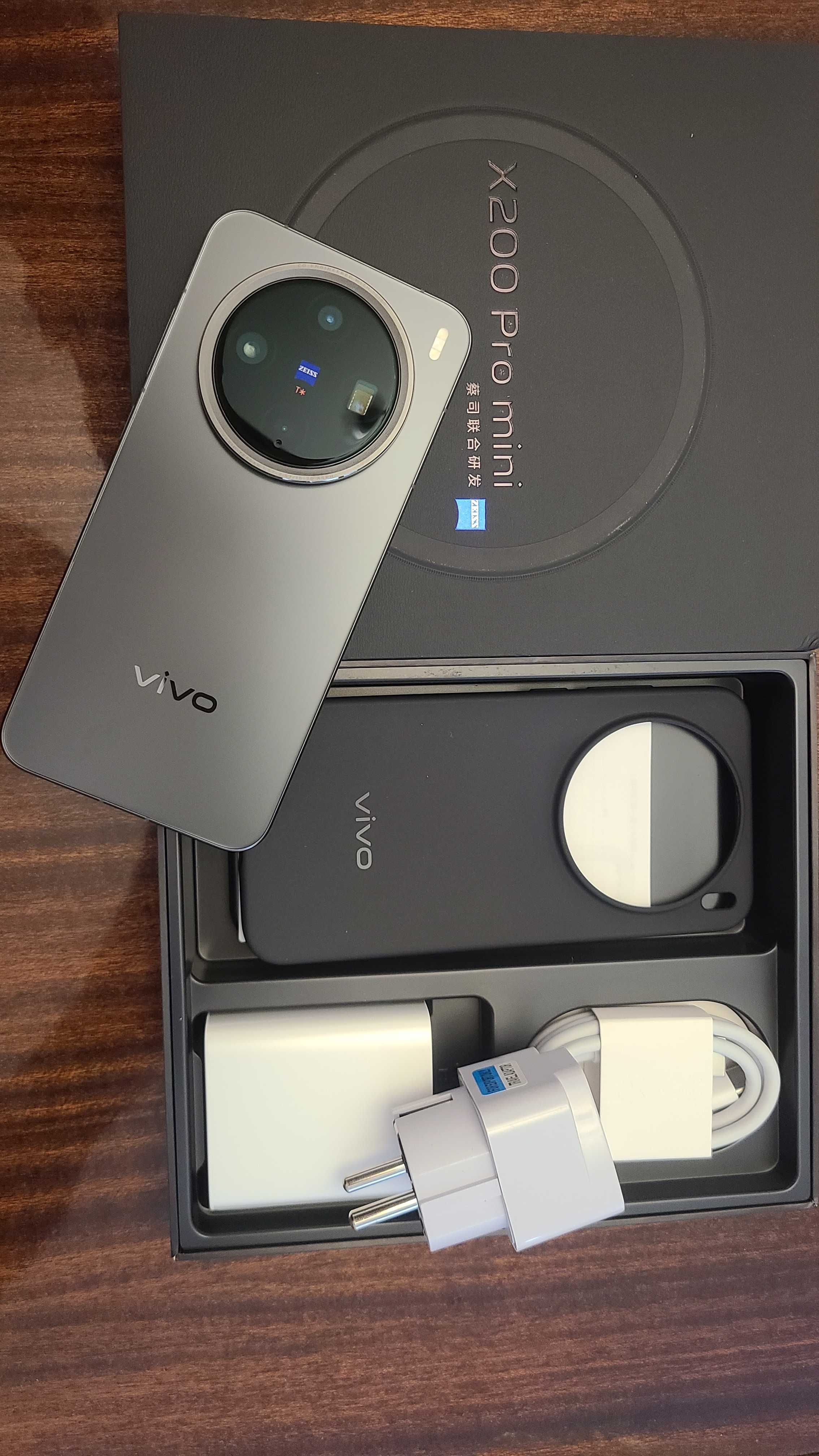 Vivo X200 Pro Mini 5G Dual sim с 5560mAh батерия и Google play store