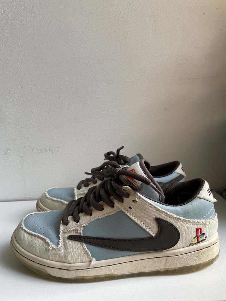Nike SB Playstation