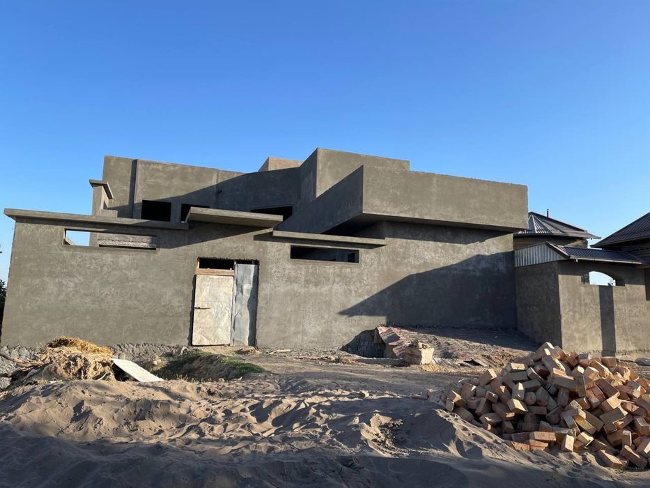 Евро коробка участок с площадью 5.5 соток в махале « Сабзавот»