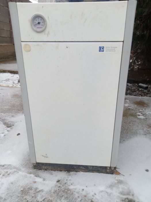 Печка газывый напольный