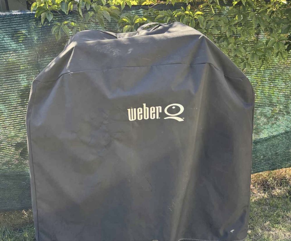 Weber Q3200 Black с покривало и количка
