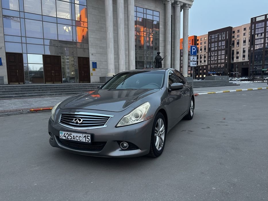 Продам автомобиль Infiniti G 37