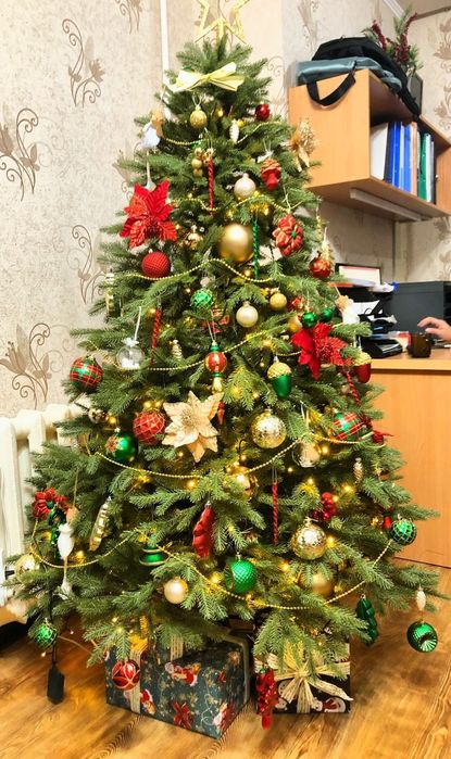 Ёлки искусственные оптом и в розницу