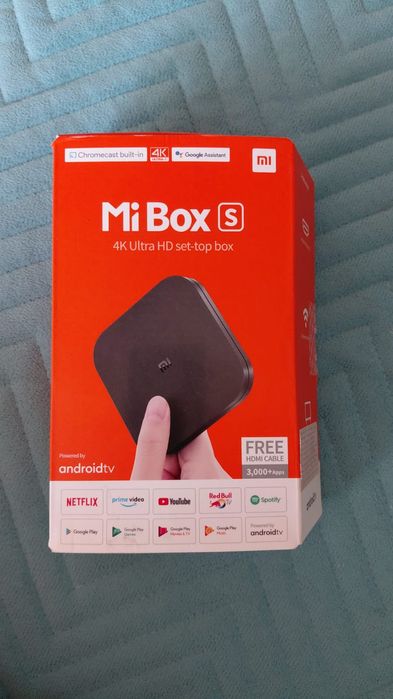 Продам Xiaomi Mi Box S