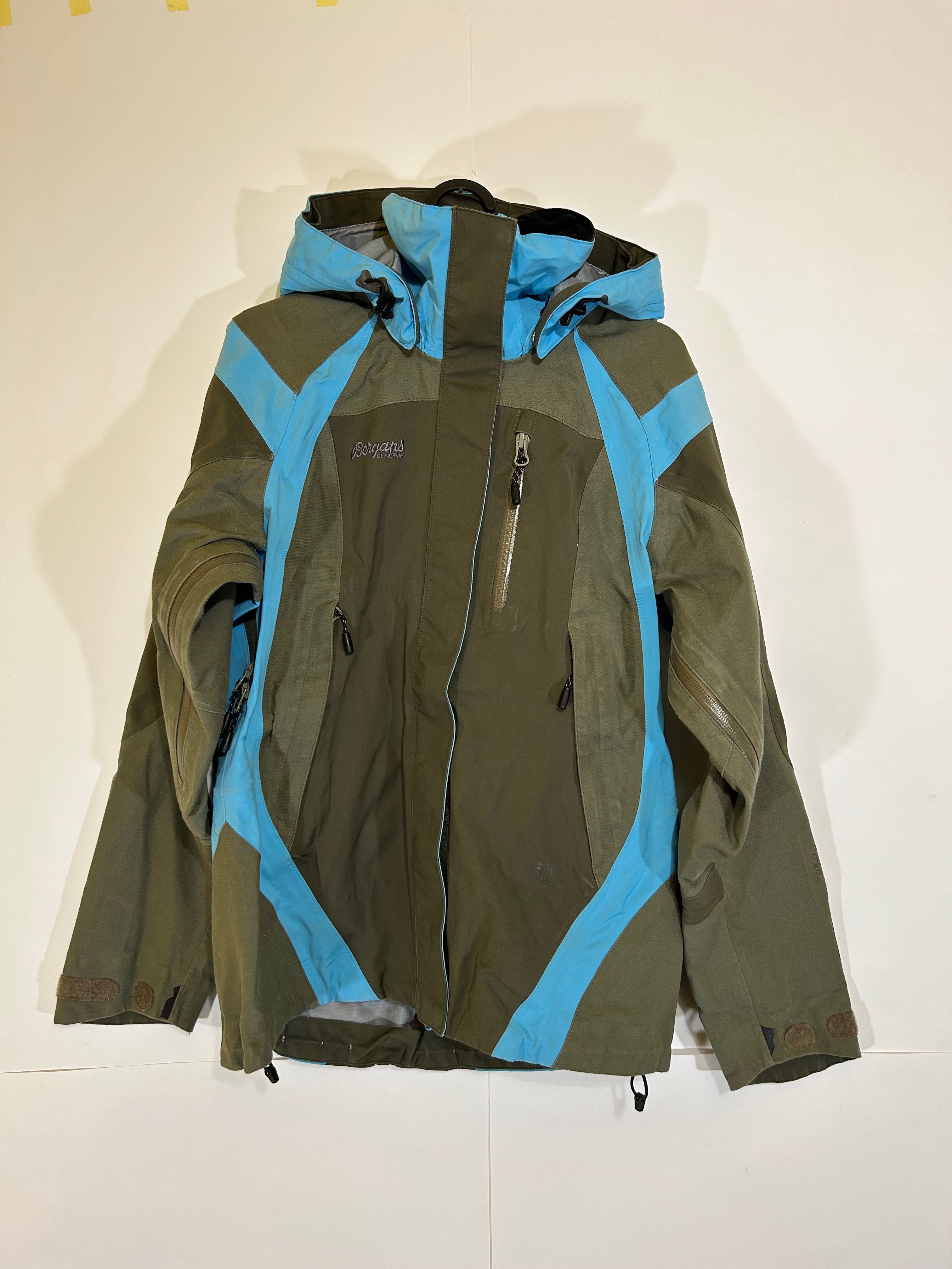 Вятъро и водоустойчиви якета  Bergans