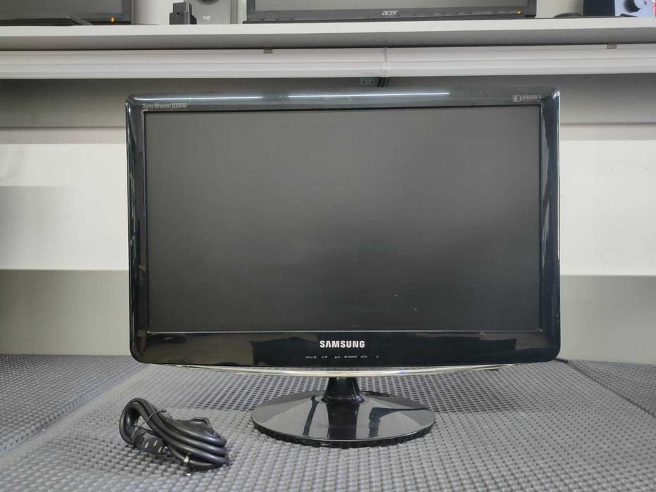 Офисный мониторы 20", 18" - Samsung, Acer (HD, VGA, DVI)