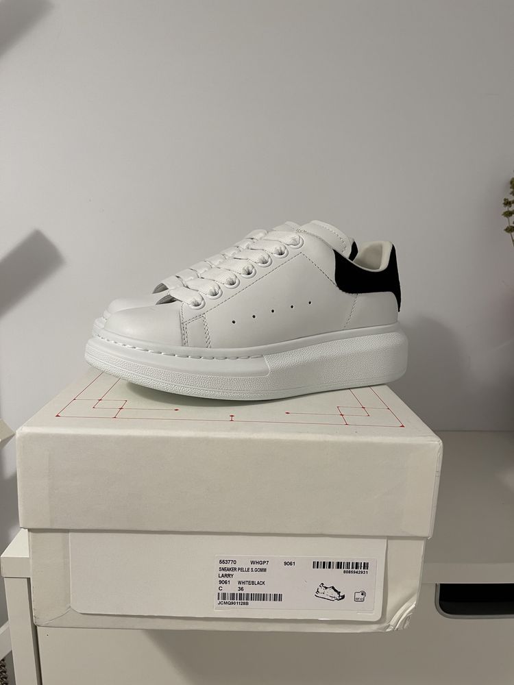 Adidasi Alexander Mcqueen masura 37