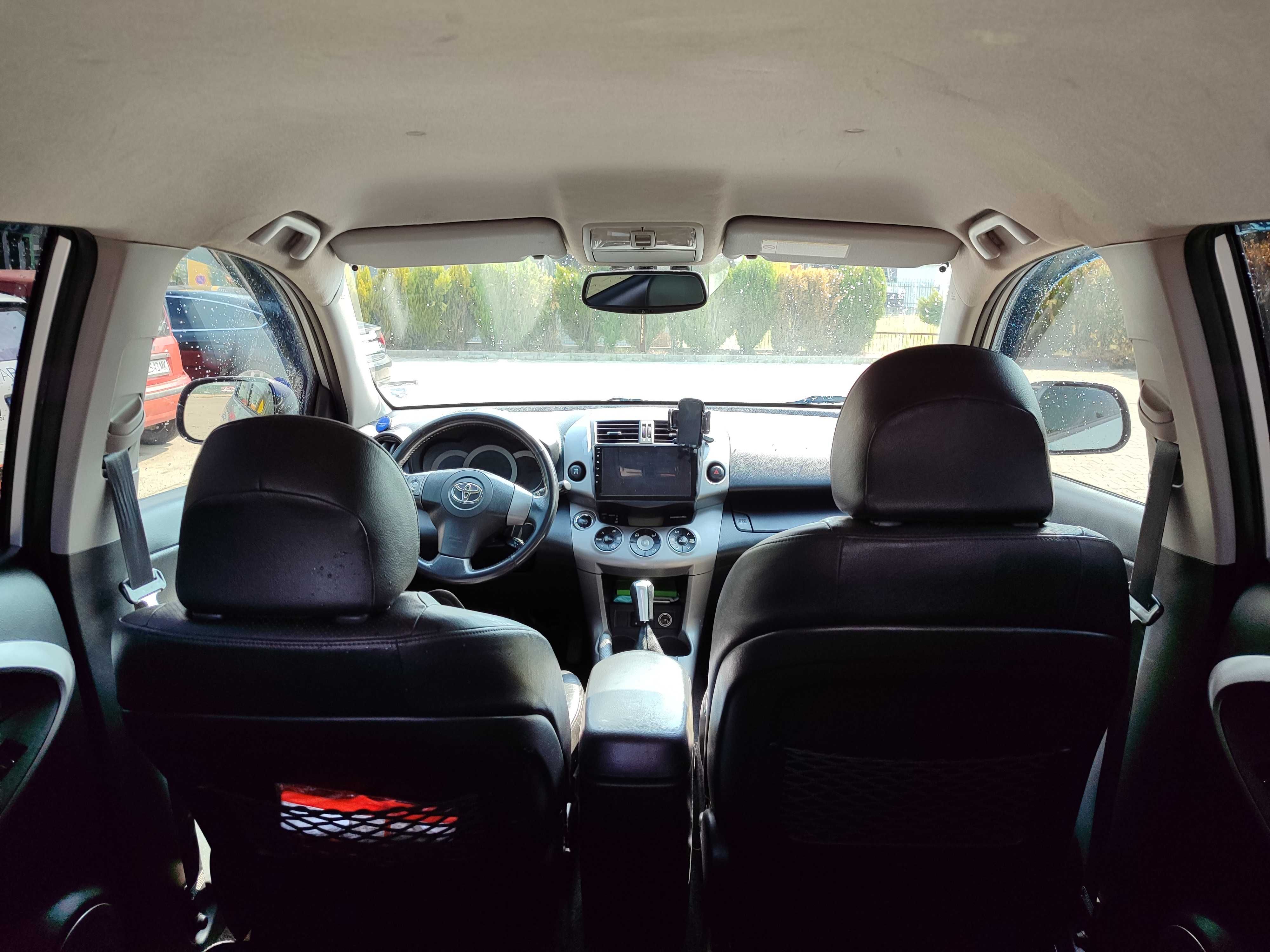 Продавам Toyota RAV 4 2006 г.