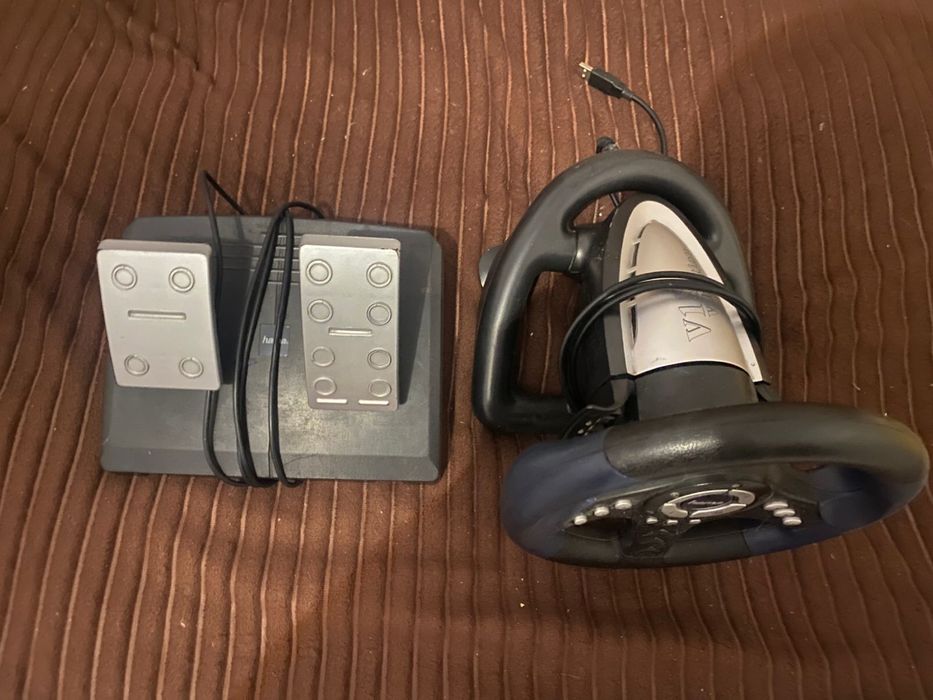 Продам монитор руль пидальки