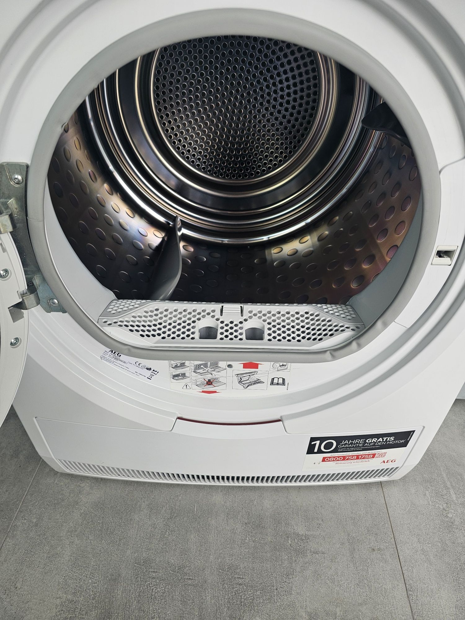 Сушилня Aeg 8000 series AbsoluteCare 7 кг. А+++