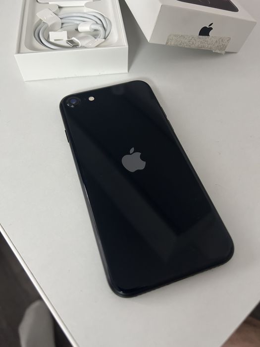 Vând iPhone SE 2022 nou, neutilizat