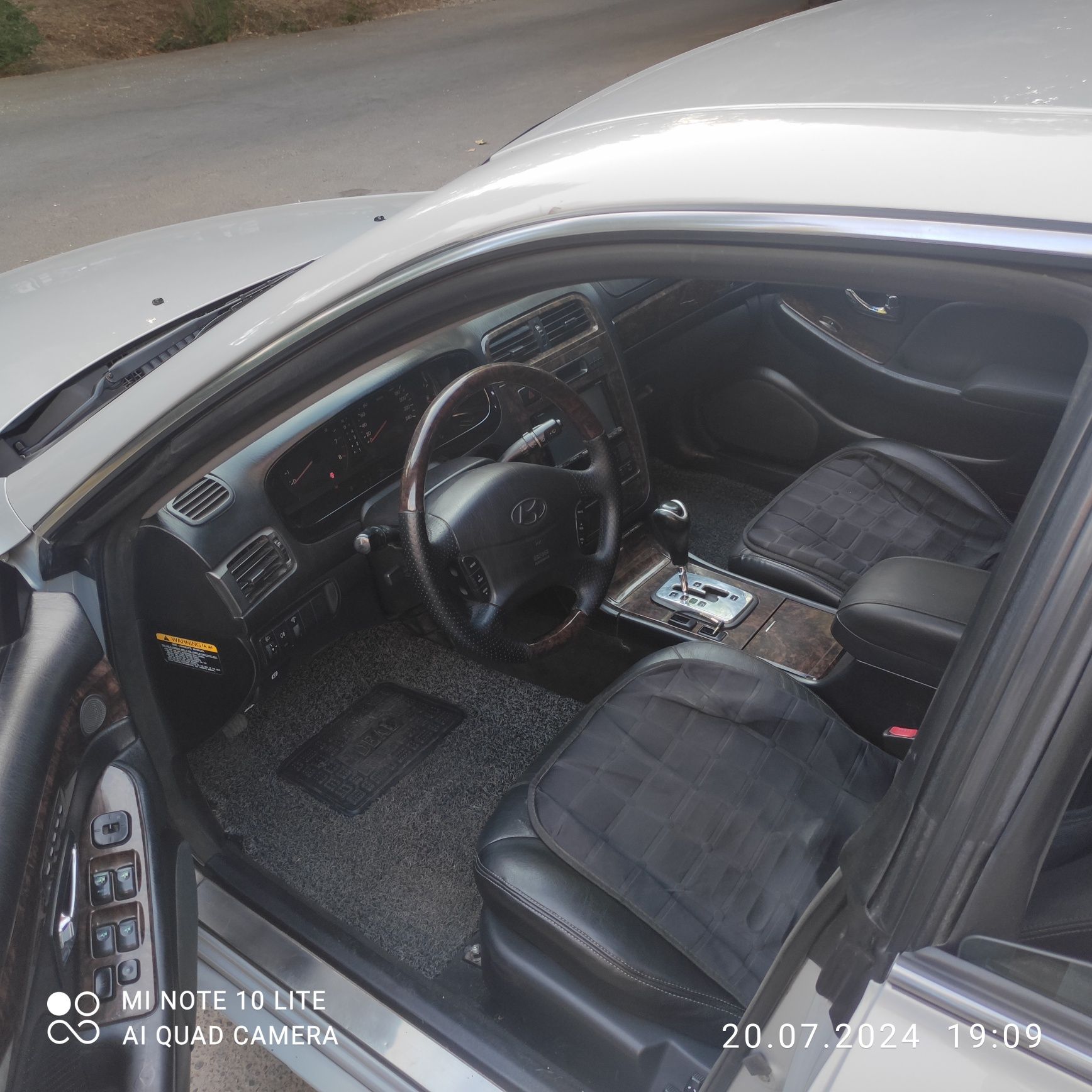 ХУНДАЙ XG 25. автомат коробка..2002 год.