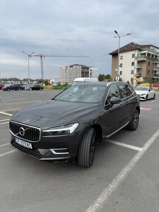 Volvo XC 60 T6 Recharge/4x4/Keyless/Panoramic/Piele/Camera