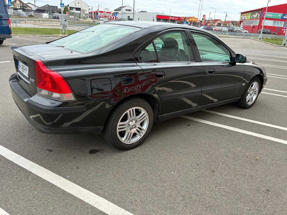 Volvo S60 2.4T benzina - 200cp