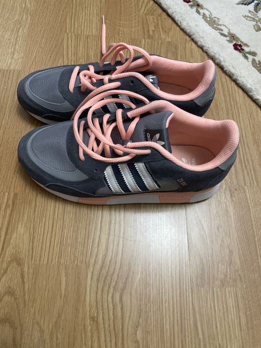 Adidasi Adidas dama