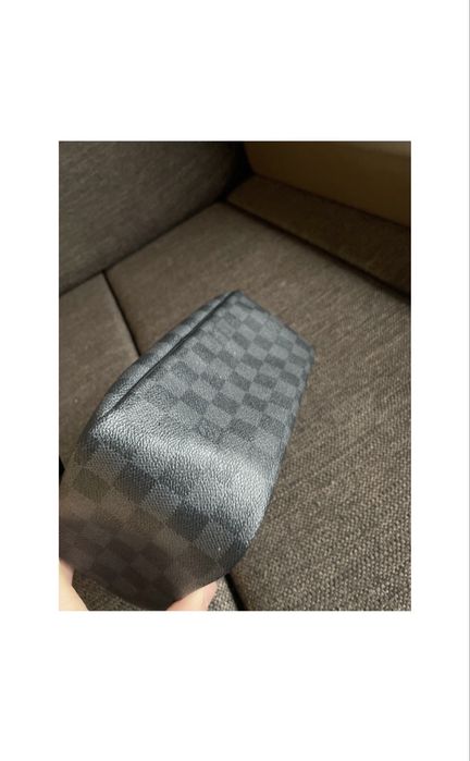 Чанта за козметика