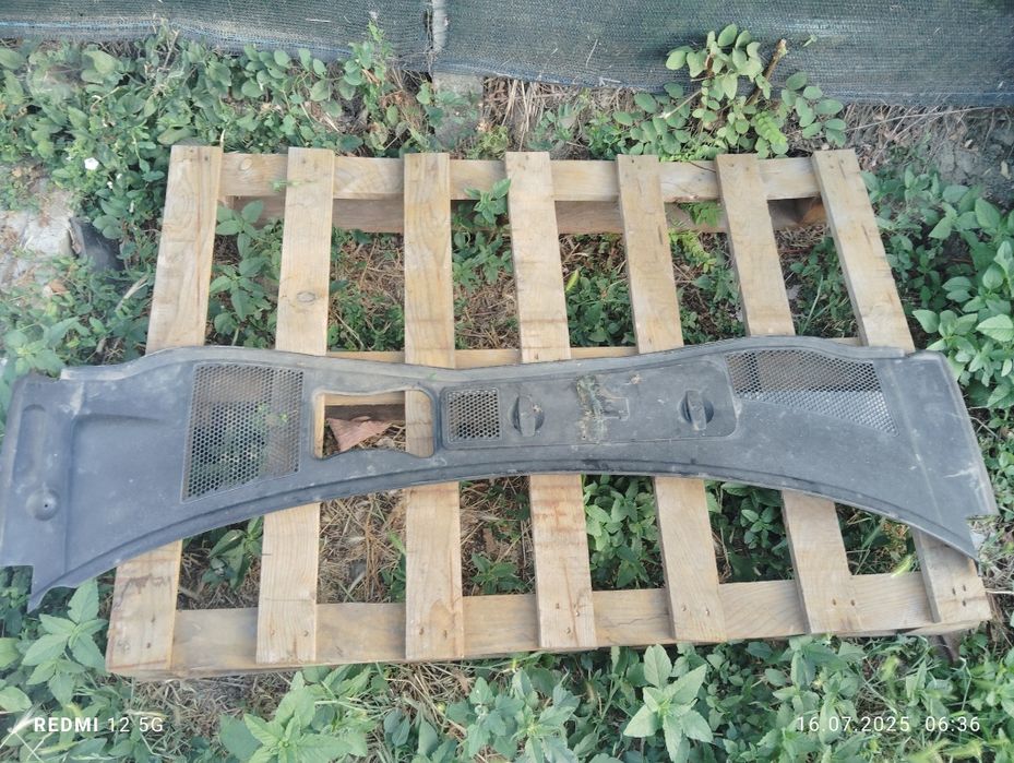 Preturi mici 100 de lei