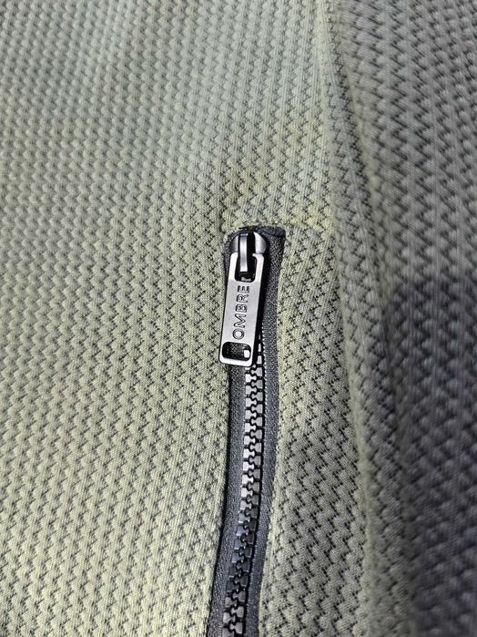 Горнище с цип, маслено зелено