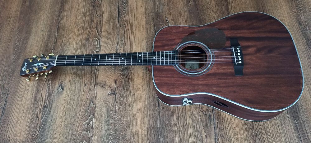 Chitara Trans-Acoustic Cort Electro Acustica cu Efecte Reverb Delay