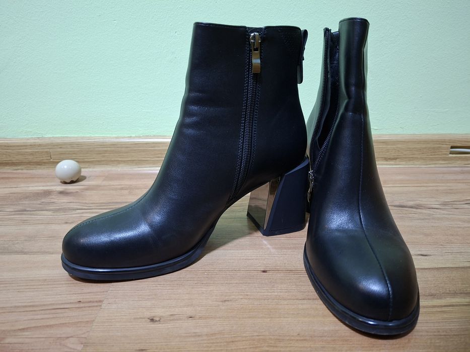 Дамски боти нови