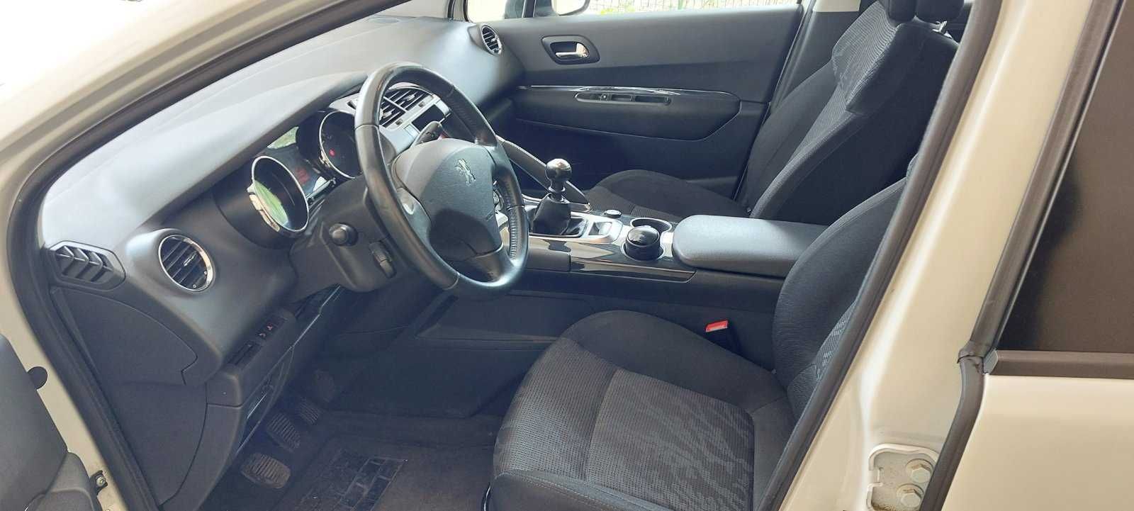 Продава Пежо 3008 1, 6HDI шест скорости