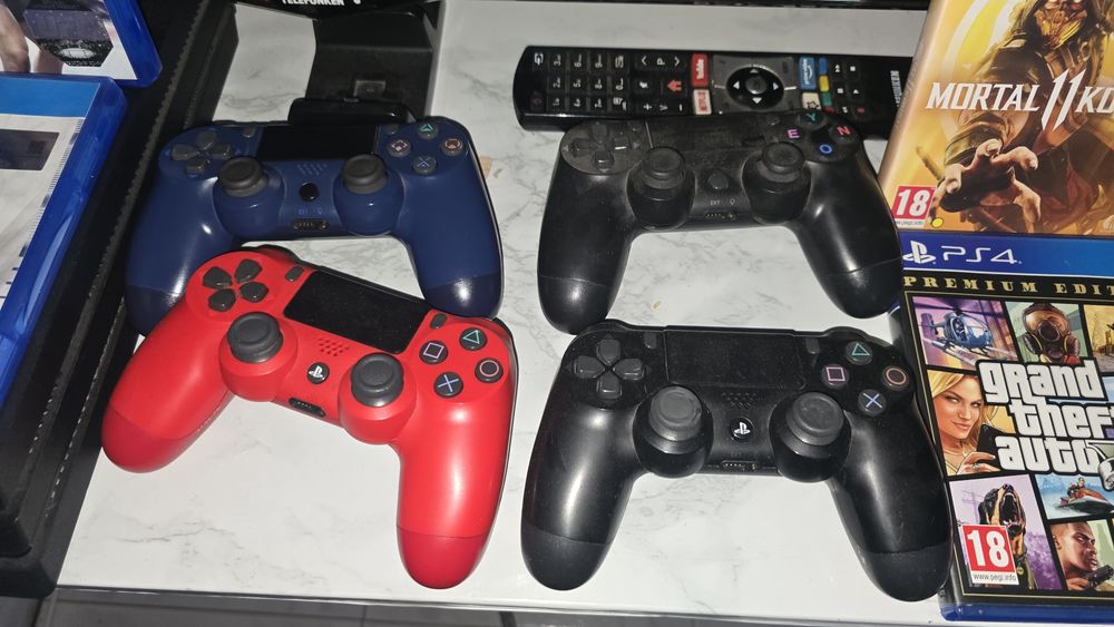 Playstation 4 pro 4 джойстика PS4 PRO