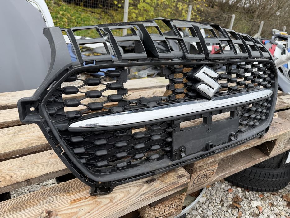 Решетка Suzuki Swift