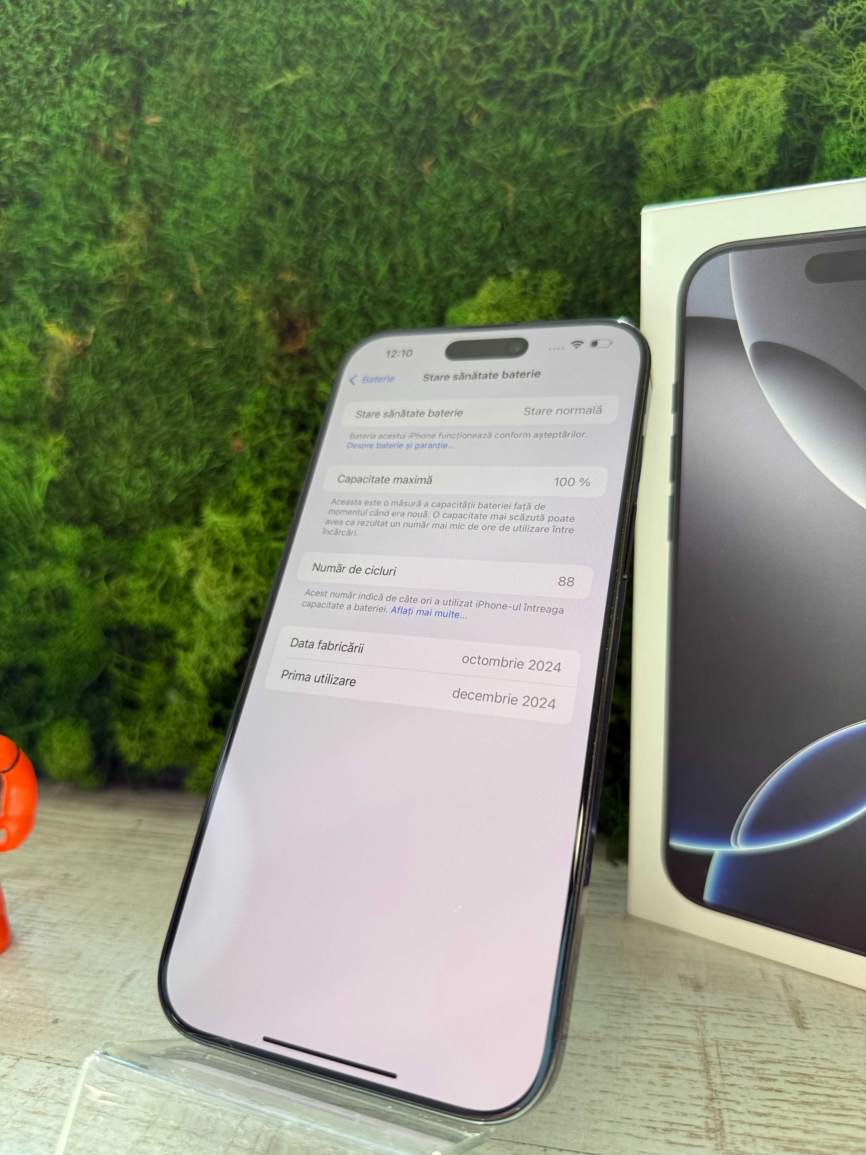 iPhone 16 Pro Max, Black Titanium, 256 GB, 100% Baterie #8008