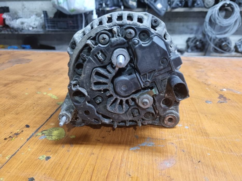 Alternator skoda octavia 2 1.6 mpi benzină