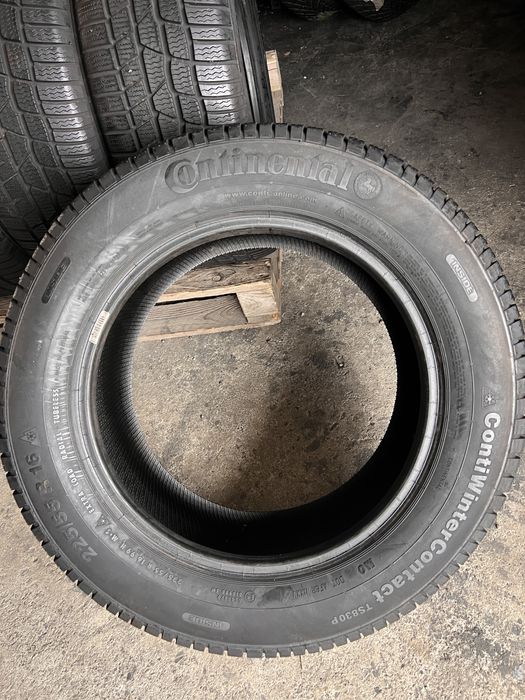 4 anvelope iarna ca NOI , 225/55/16 , Continental , 8.4 mm