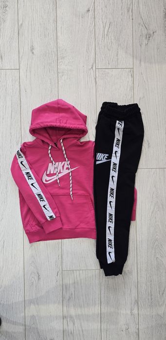 Детски екипи Nike Zara