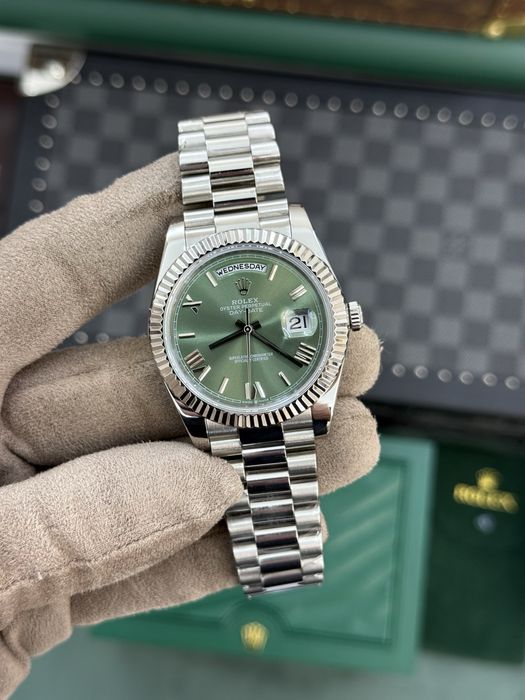 Rolex Day-Date 40 Roman Olive Dial