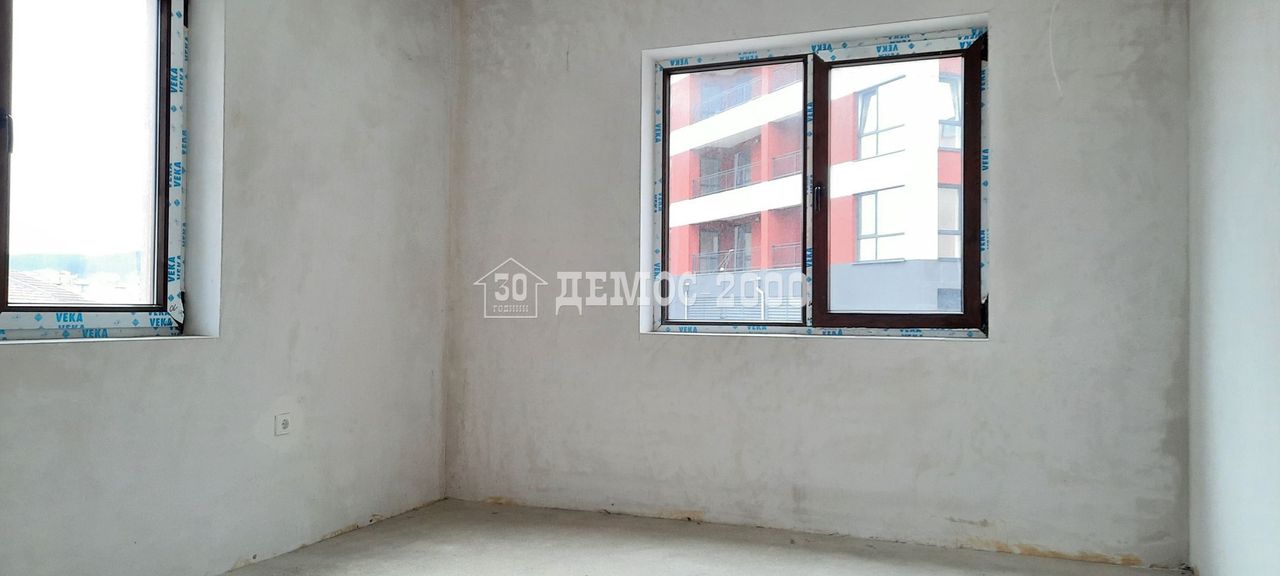 Продава се Двустаен апартамент в Варна, Виница - 80 кв.м за 1398 €/кв.м - Снимка #4